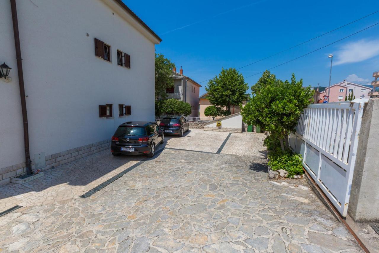 Amila Apartment Crikvenica Exterior photo