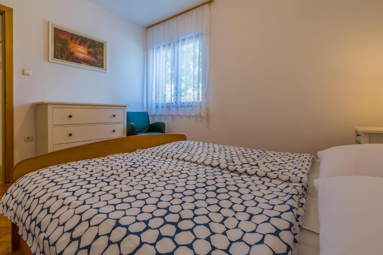 Amila Apartment Crikvenica Exterior photo